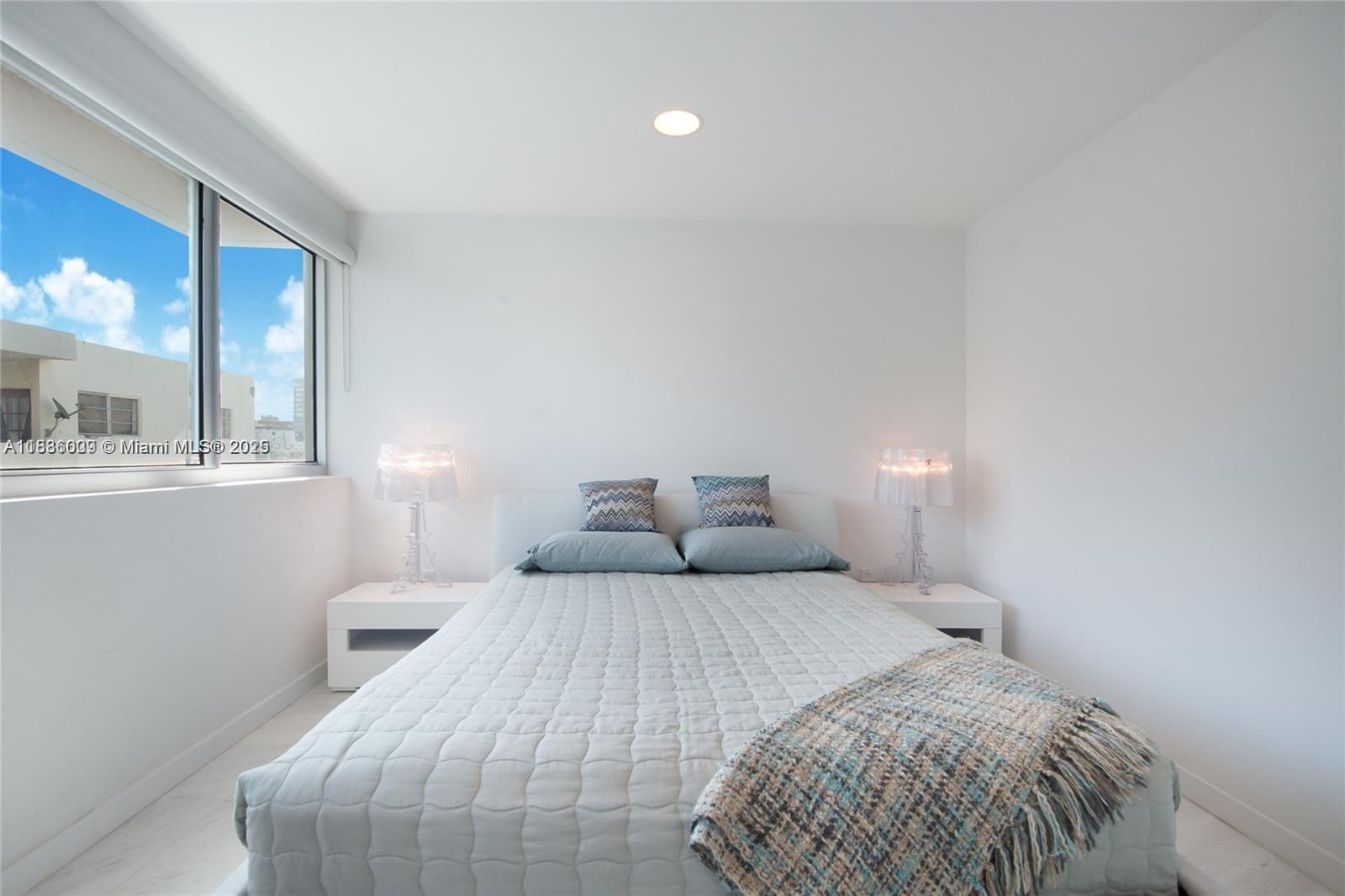 421 Meridian Ave #15 Miami Beach, FL 33139