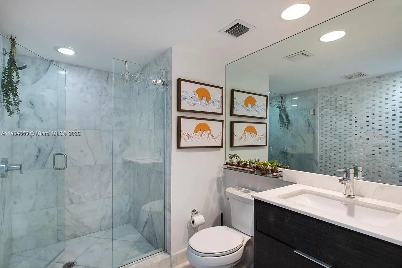 421 Meridian Ave #15 Miami Beach, FL 33139