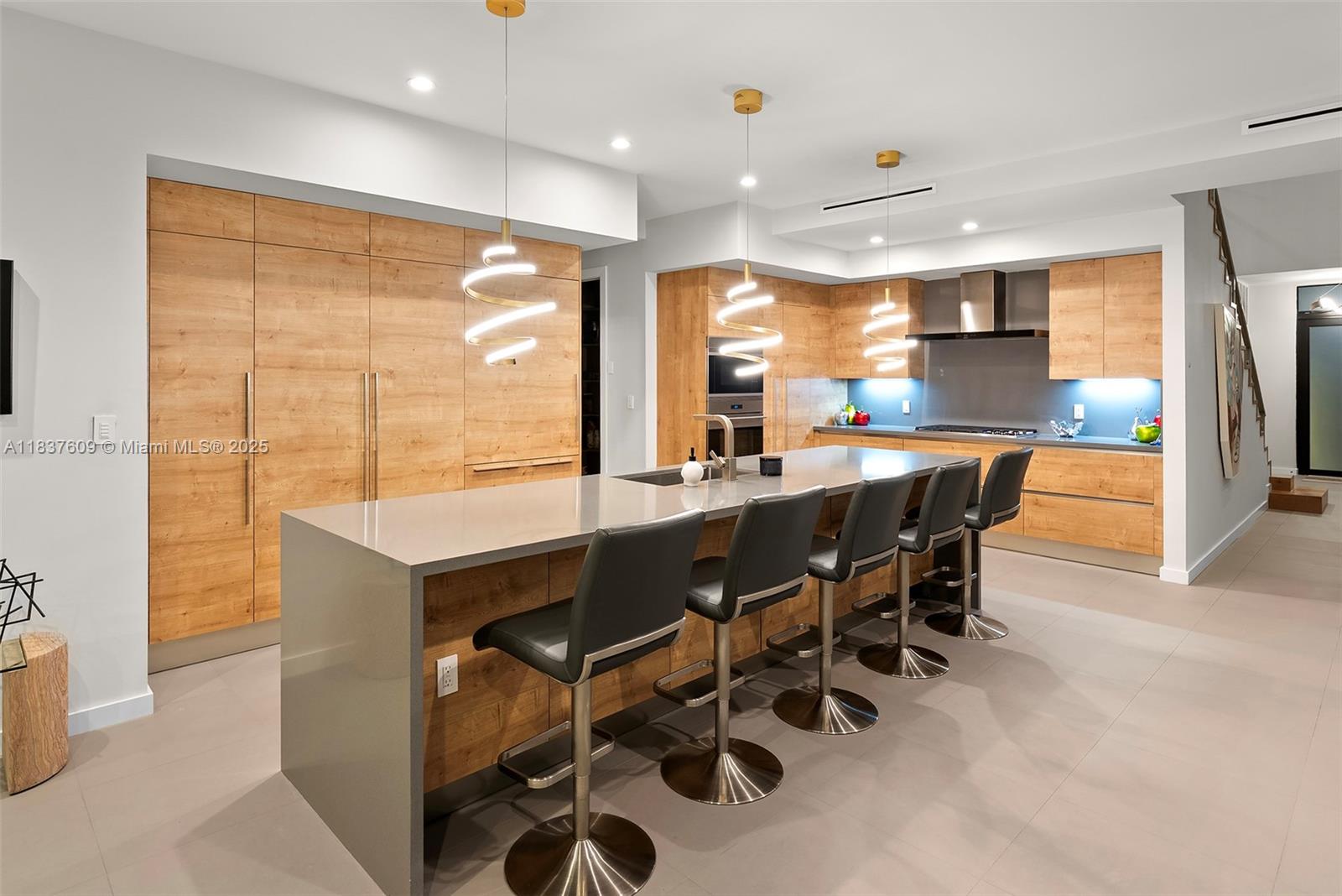 7621 SW 59th Ct South Miami, FL 33143