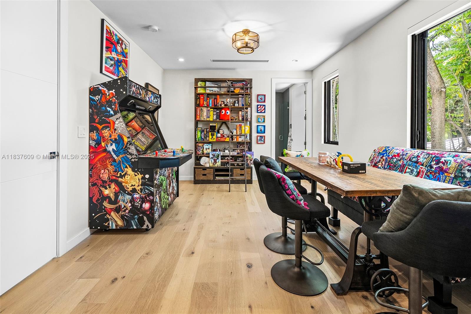 7621 SW 59th Ct South Miami, FL 33143