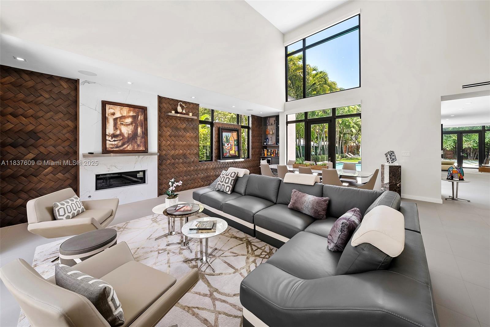 7621 SW 59th Ct South Miami, FL 33143