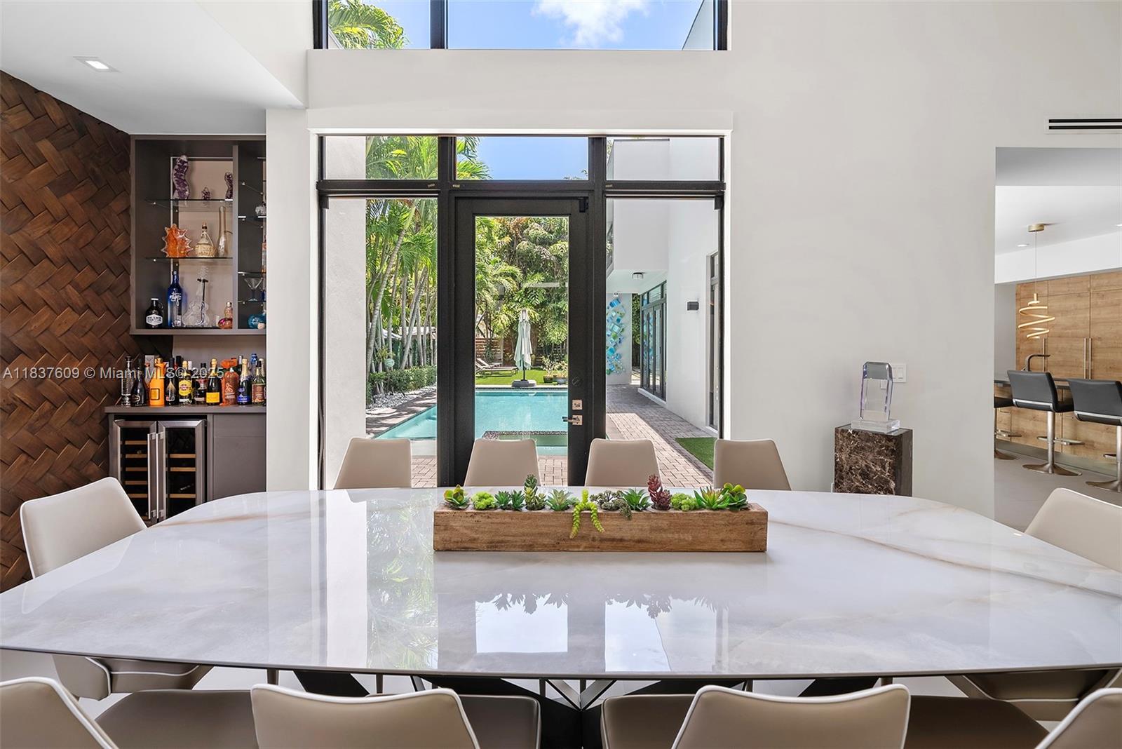 7621 SW 59th Ct South Miami, FL 33143