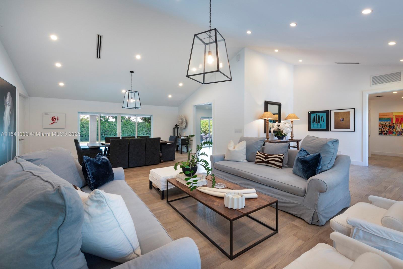 15503 SW 74th Pl Palmetto Bay, FL 33157