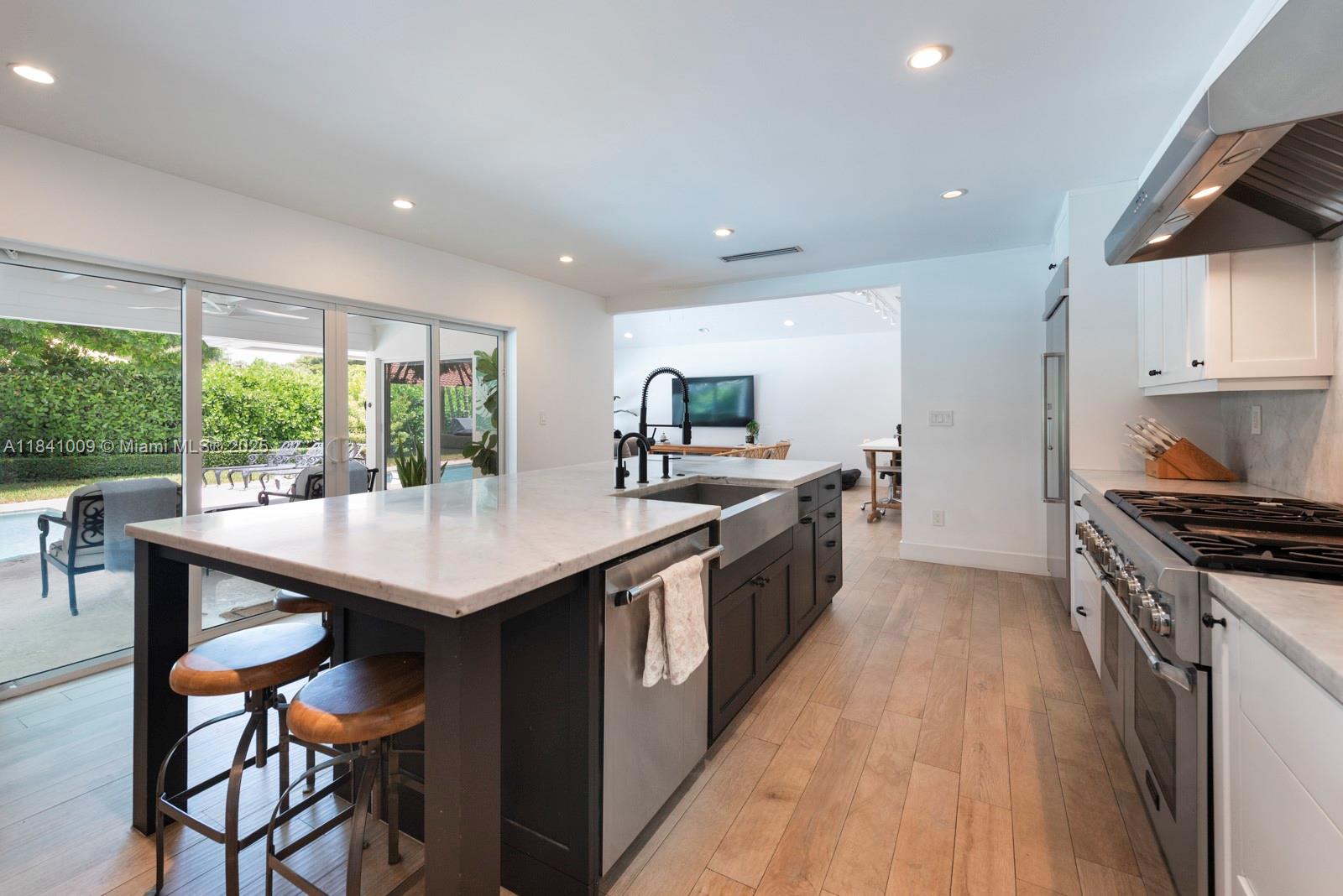 15503 SW 74th Pl Palmetto Bay, FL 33157