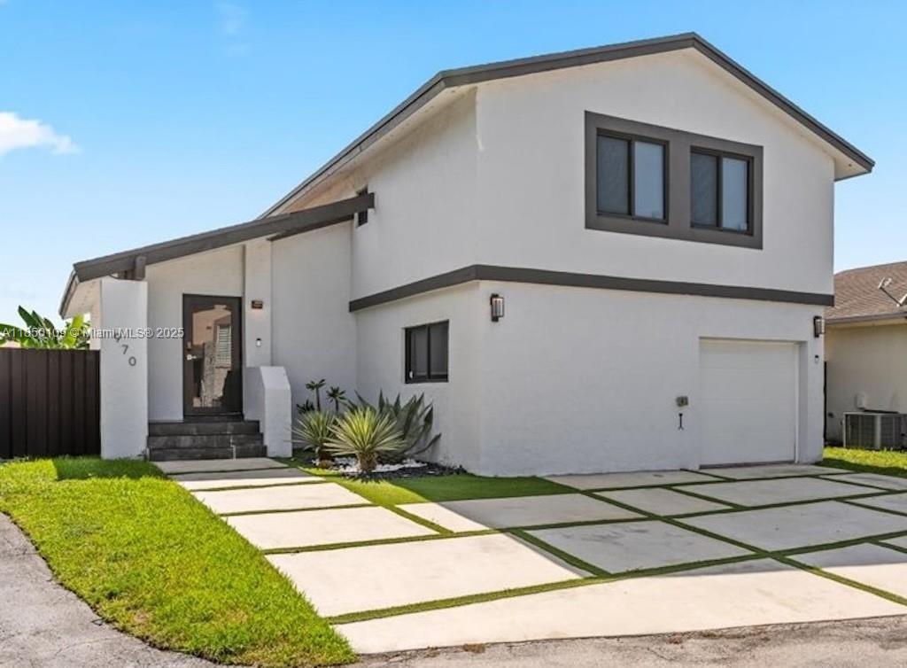 970 NW 106th Ave Cir