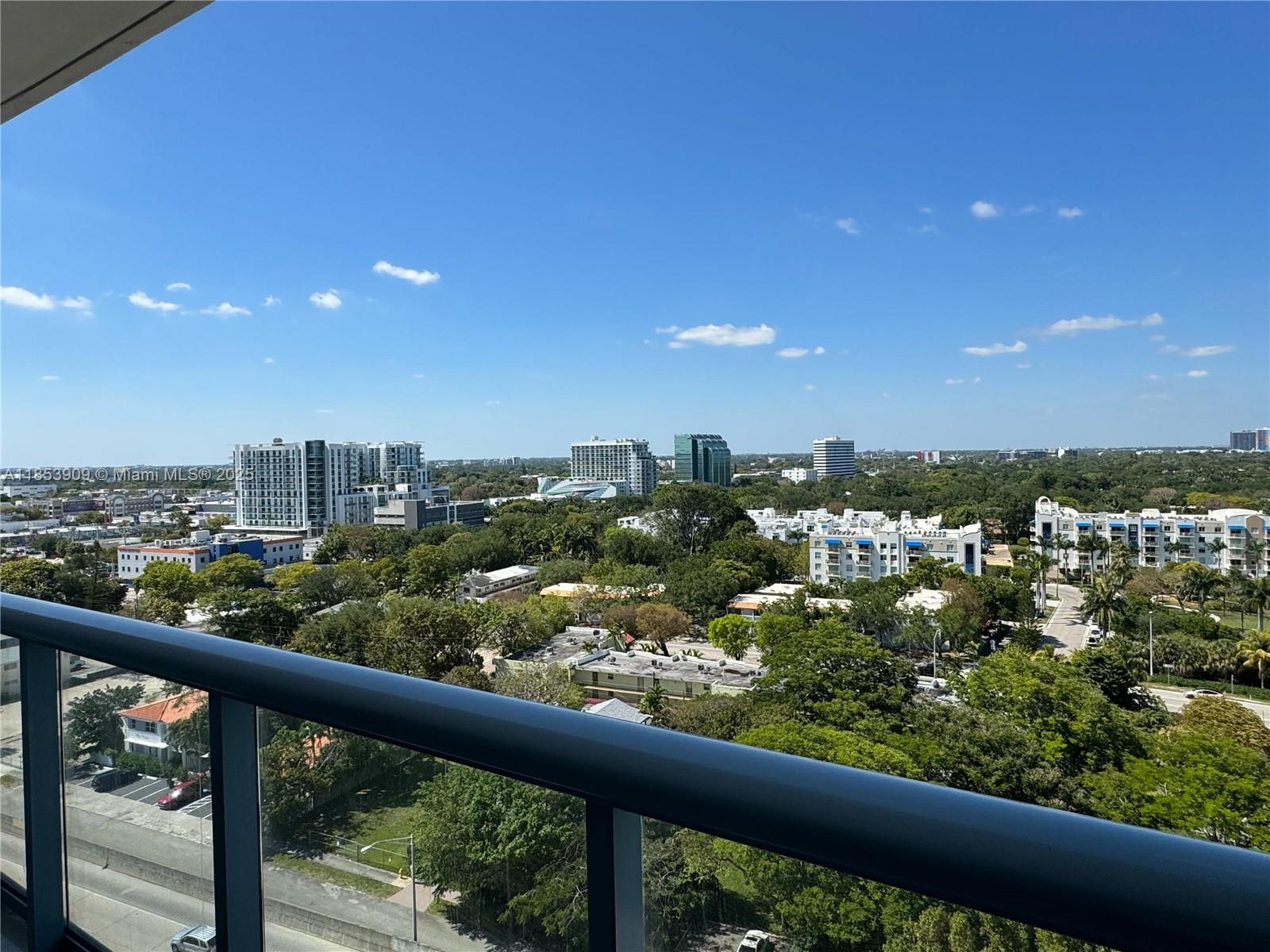 image Blue Condo15