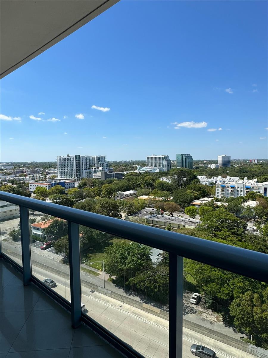 image Blue Condo16