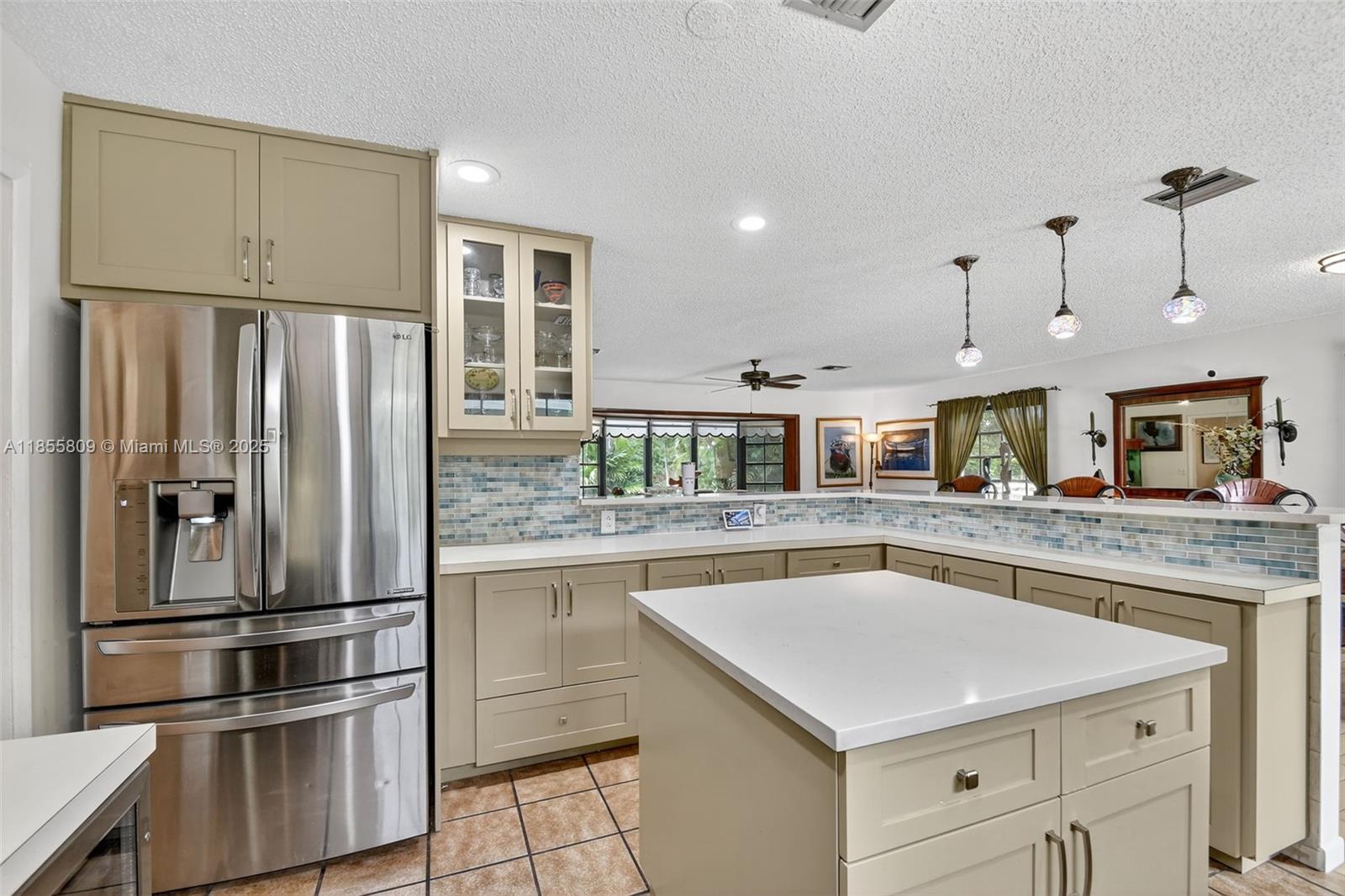 9435 El Paso Dr Lake Worth, FL 33467