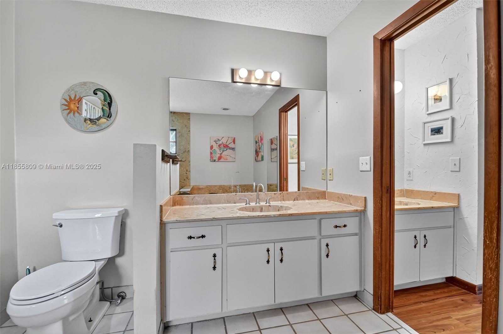 9435 El Paso Dr Lake Worth, FL 33467