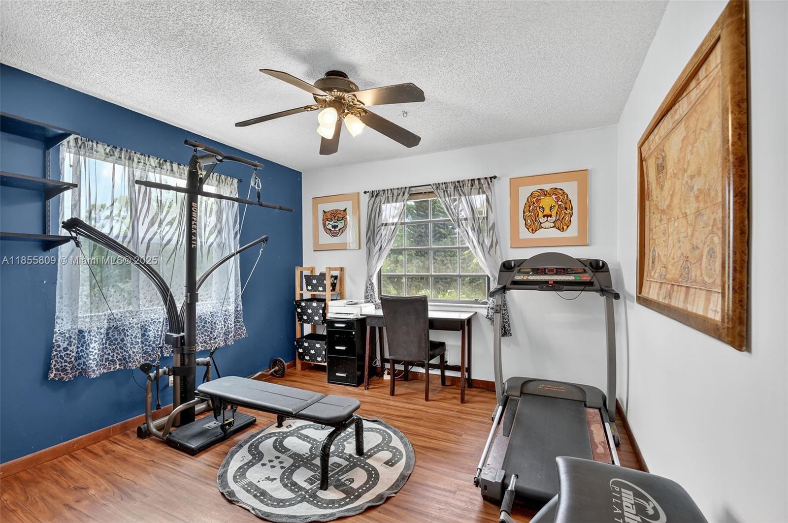 9435 El Paso Dr Lake Worth, FL 33467