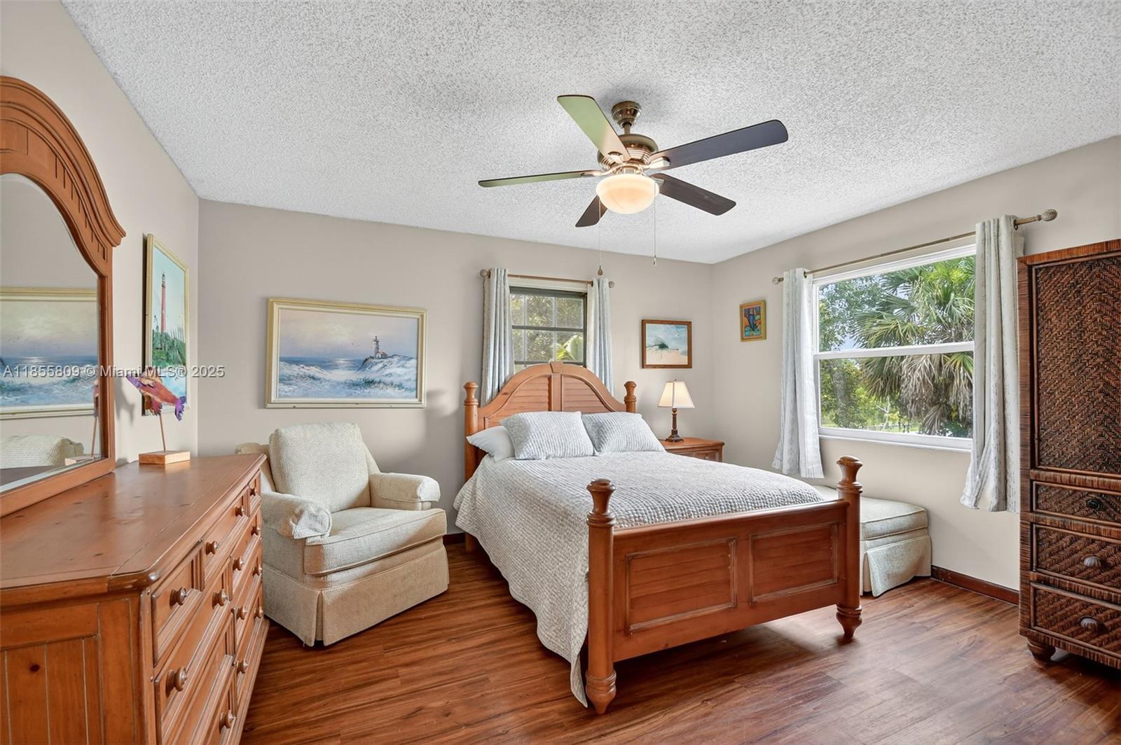 9435 El Paso Dr Lake Worth, FL 33467