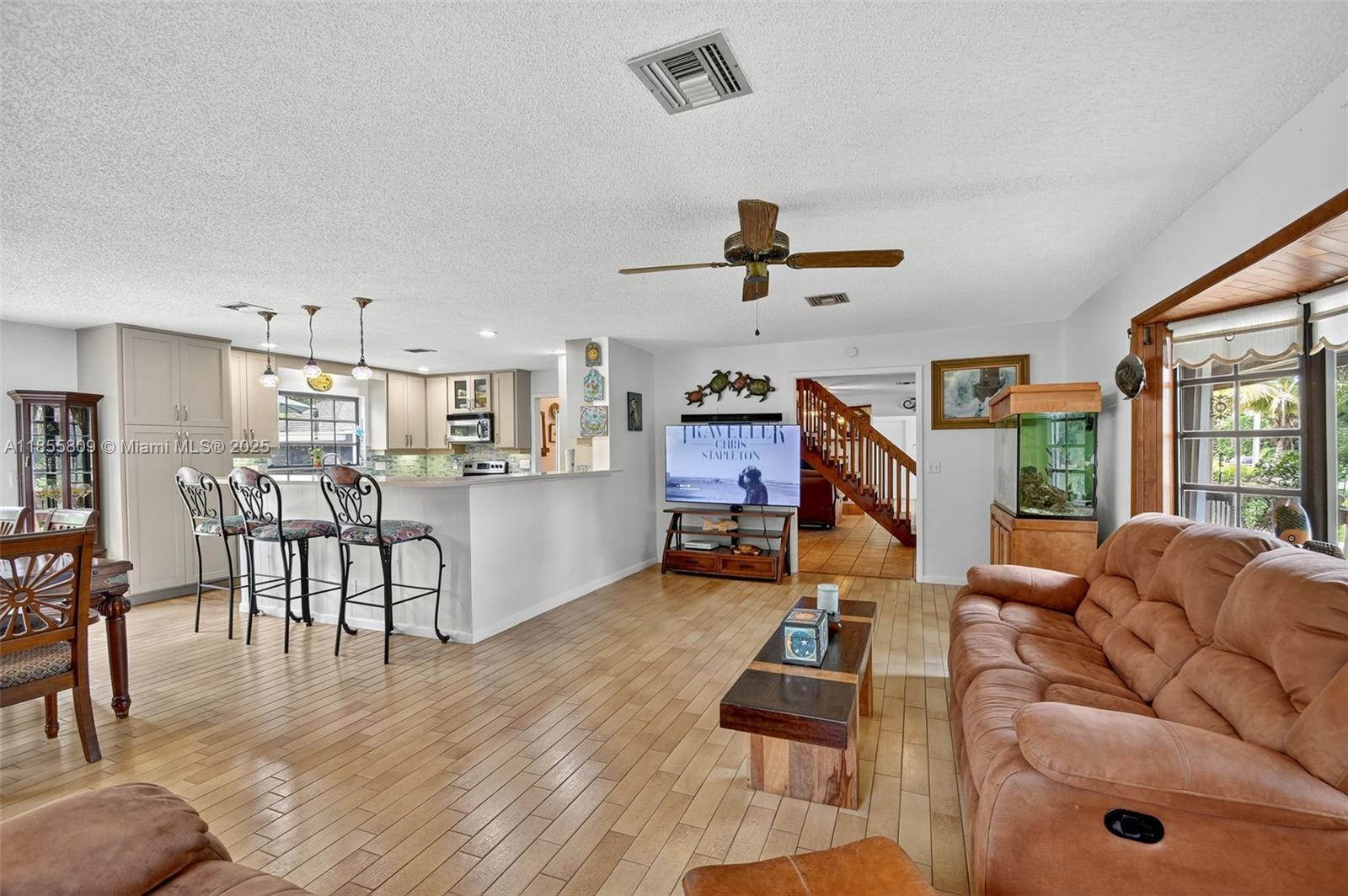 9435 El Paso Dr Lake Worth, FL 33467