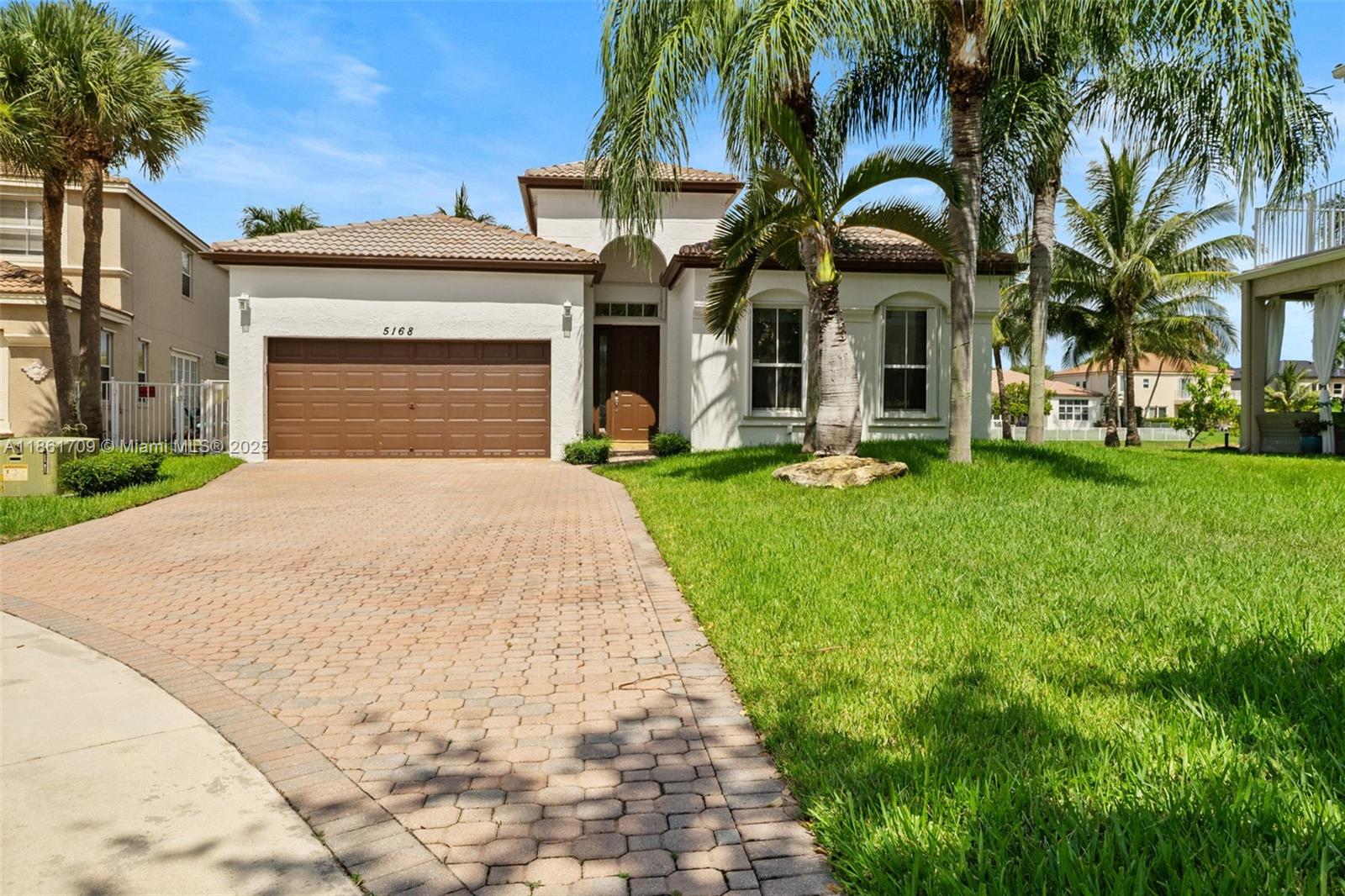 5168 SW 157th Ave