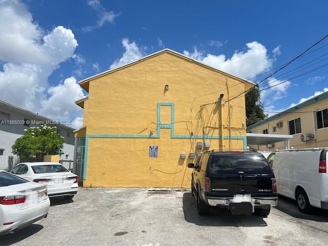 1613 NW 16th St #A