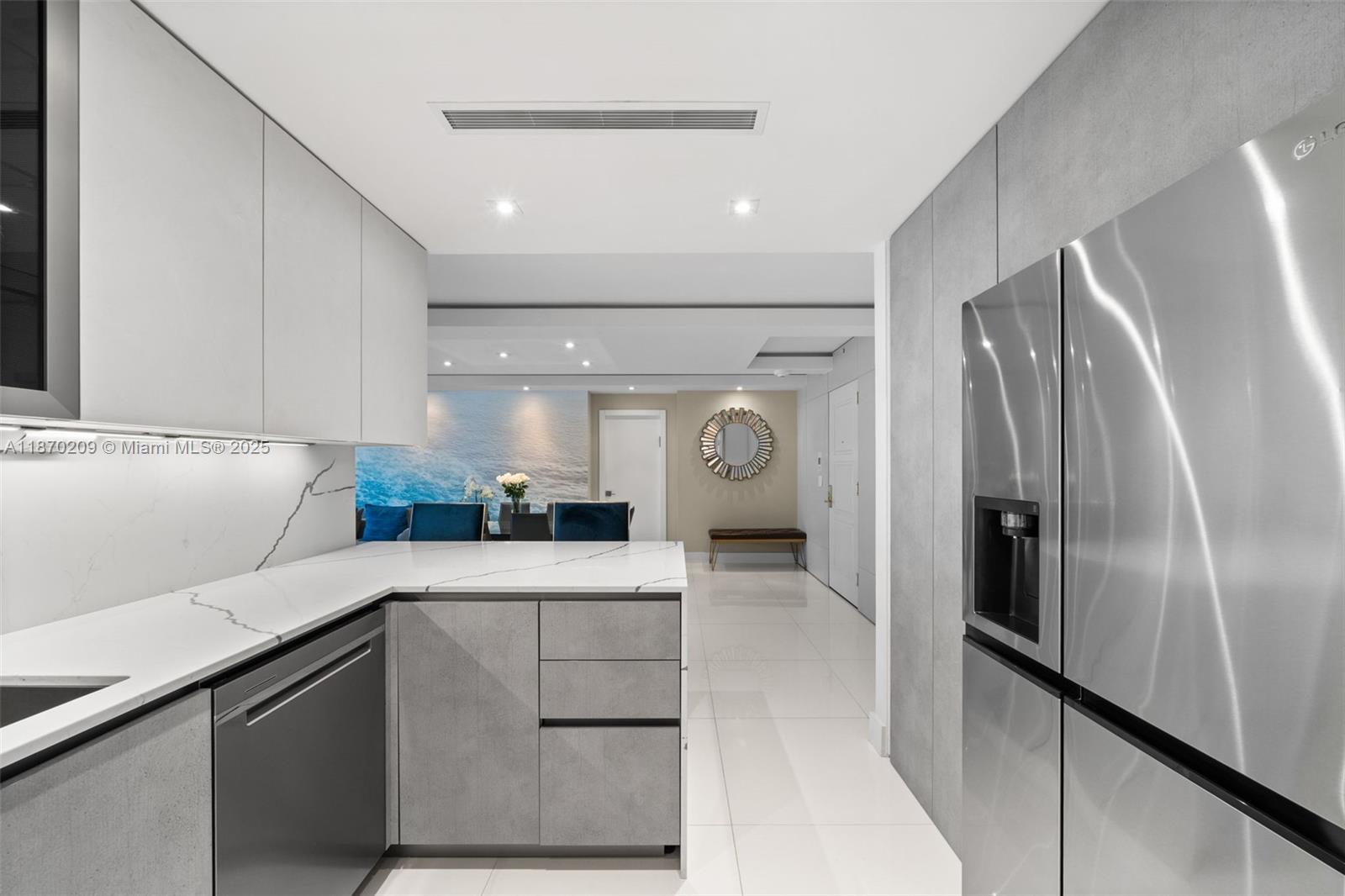 image Balmoral Condo16