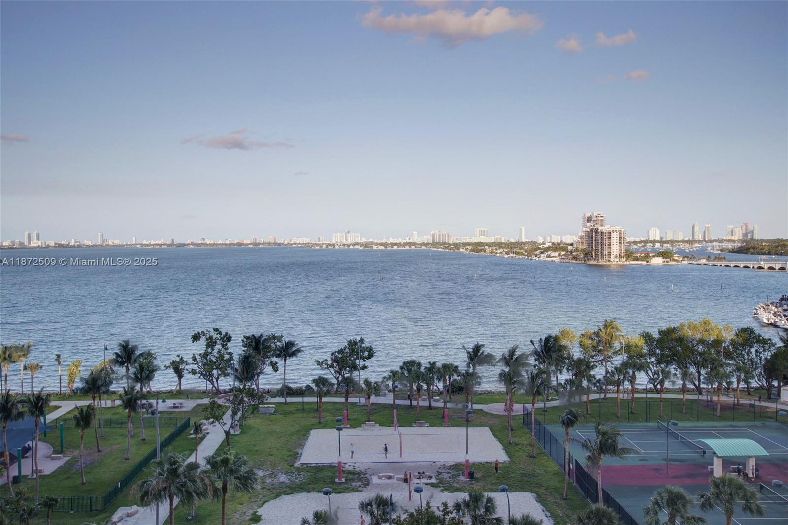 1756 N Bayshore Dr #10A