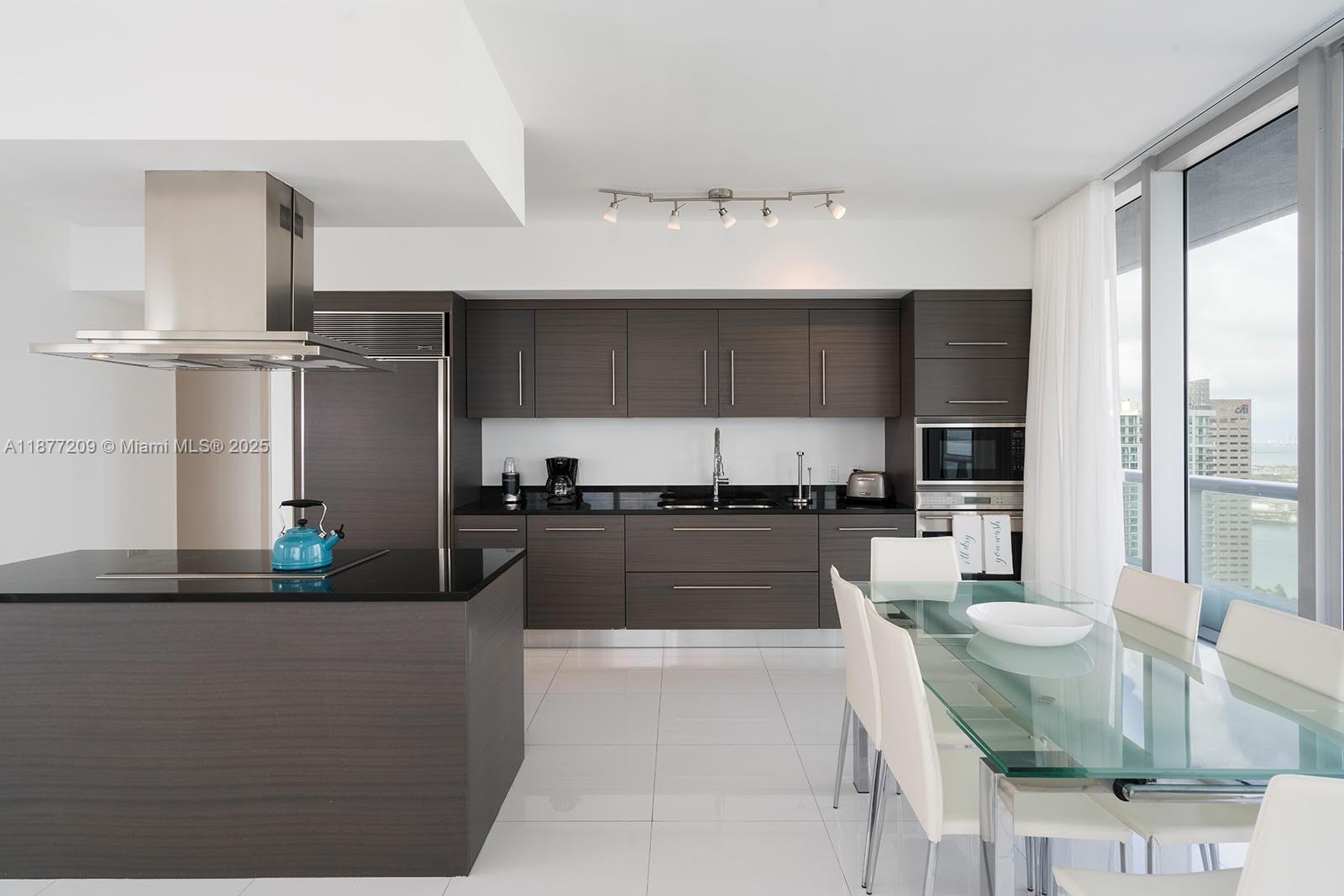 image Icon Brickell Tower Iii7