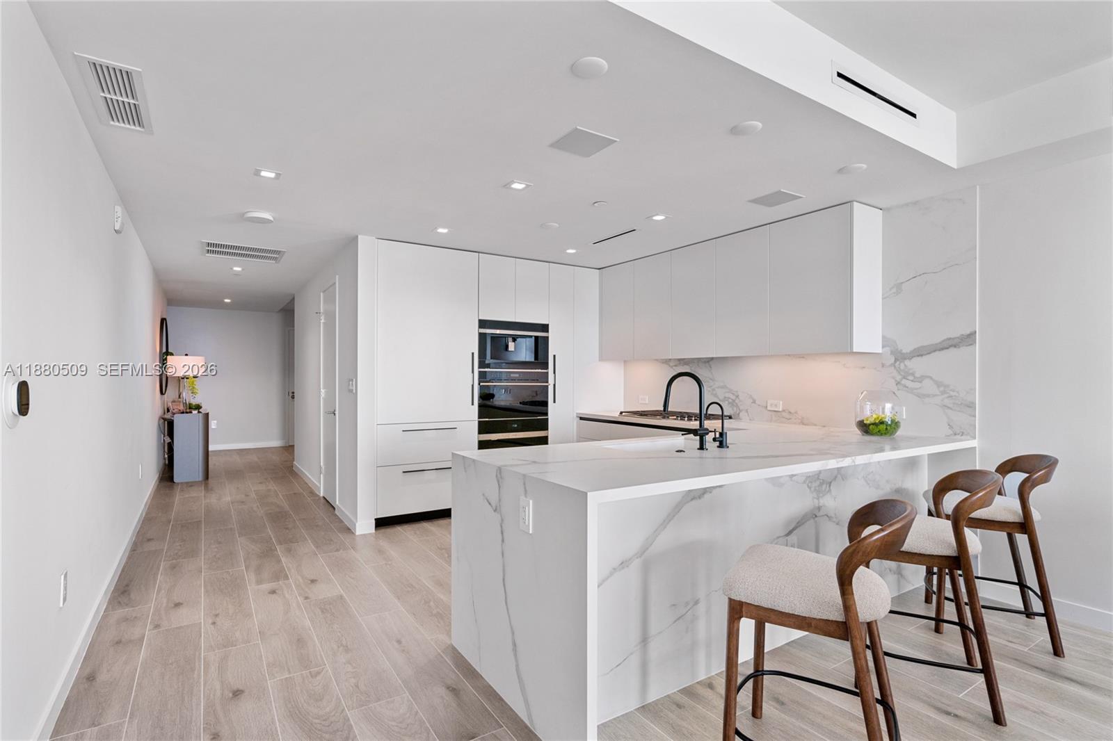 1116 N Ocean Blvd #1404 Pompano Beach, FL 33062