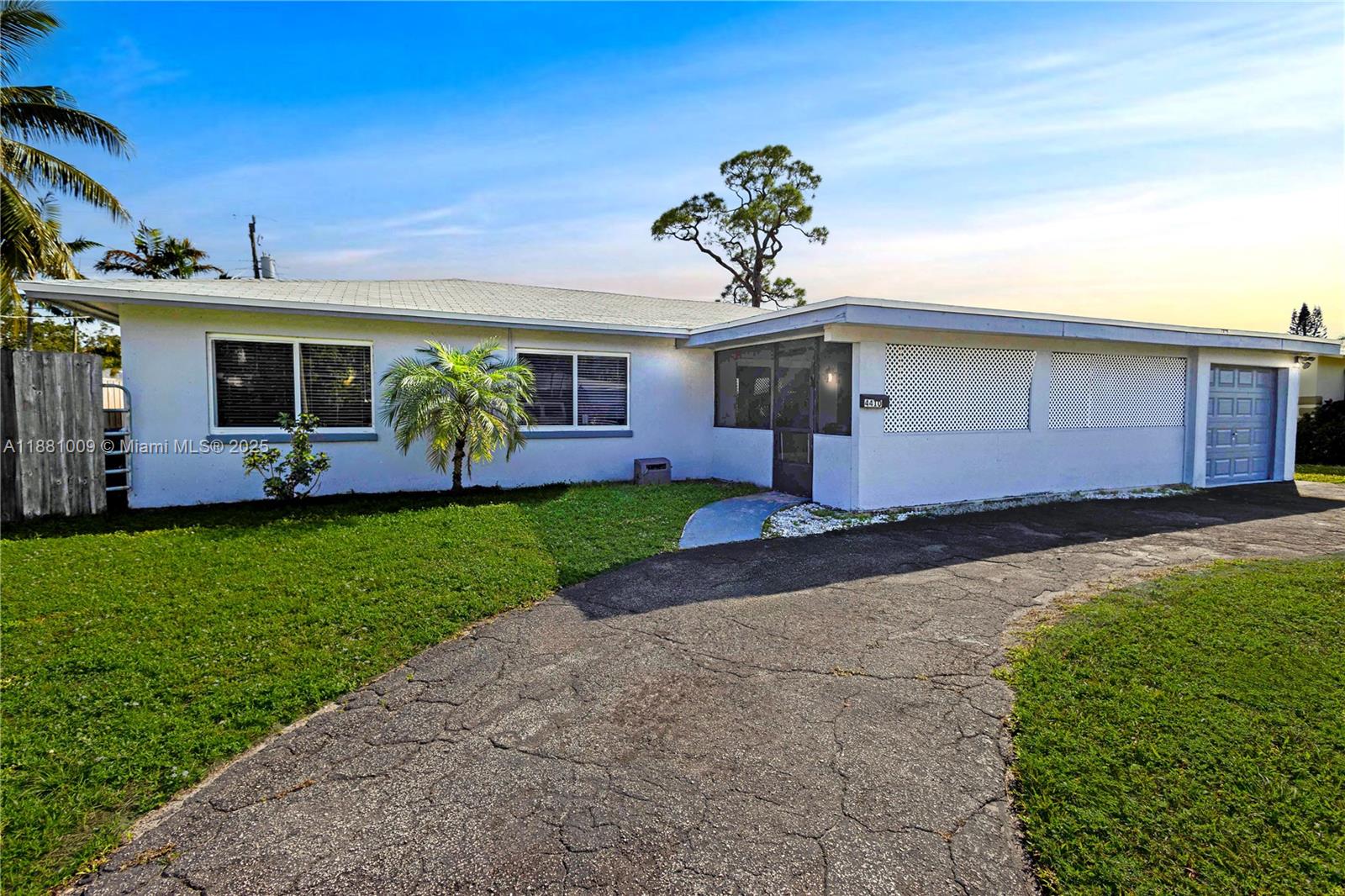 4410 NW 10th St