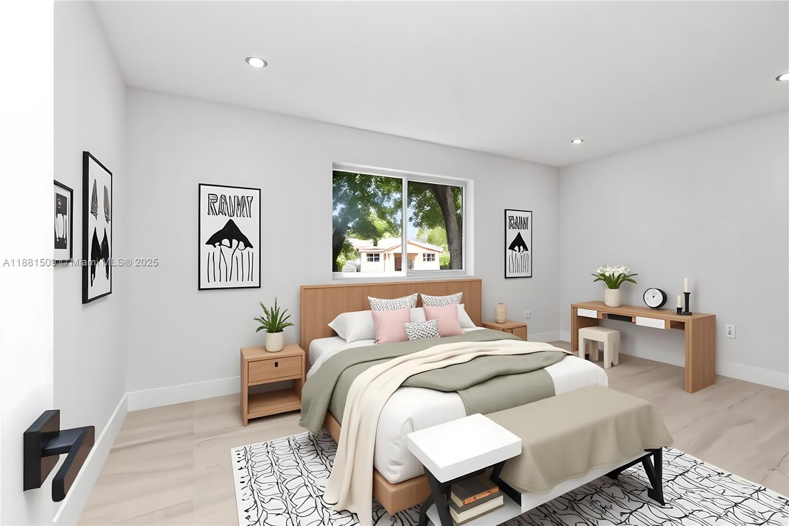 2251 SW 20th St Miami, FL 33145