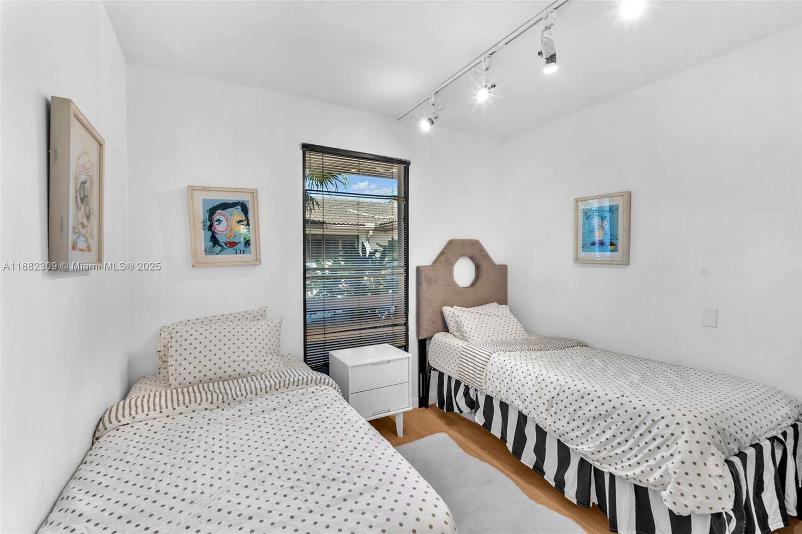 4401 Sanders St Hollywood, FL 33021