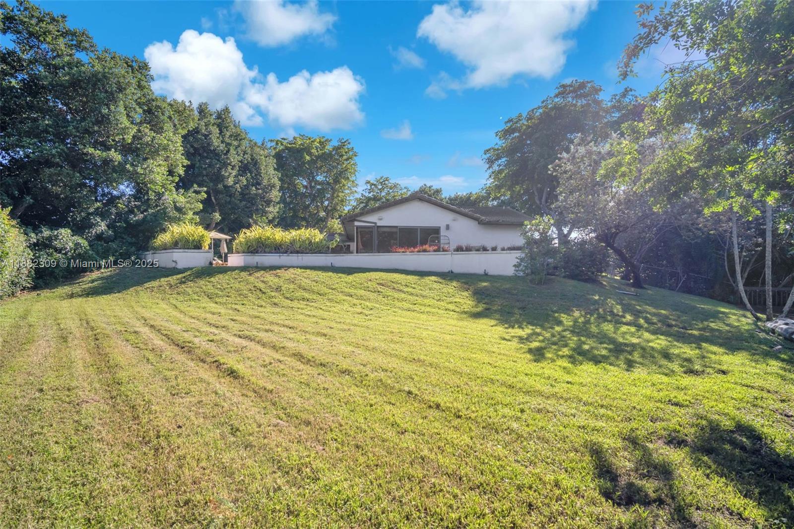 4401 Sanders St Hollywood, FL 33021