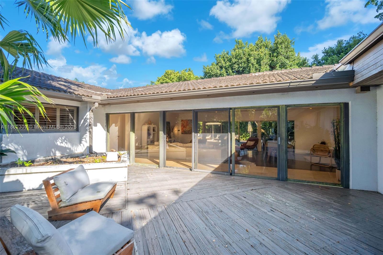 4401 Sanders St Hollywood, FL 33021