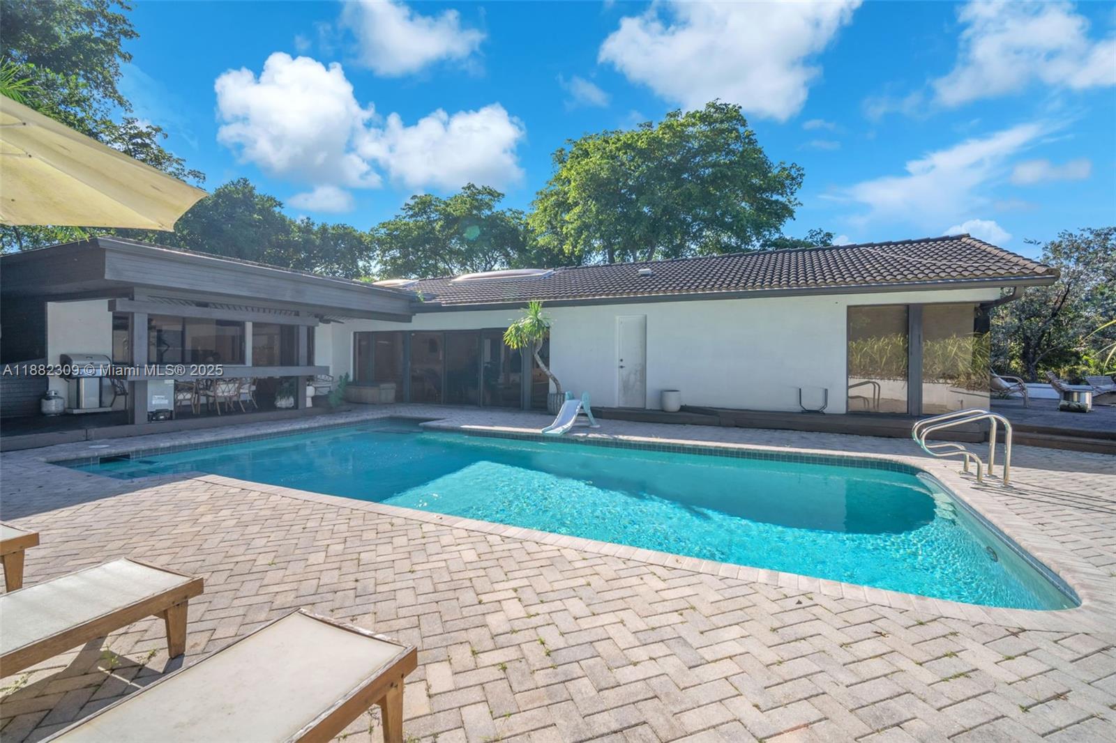 4401 Sanders St Hollywood, FL 33021