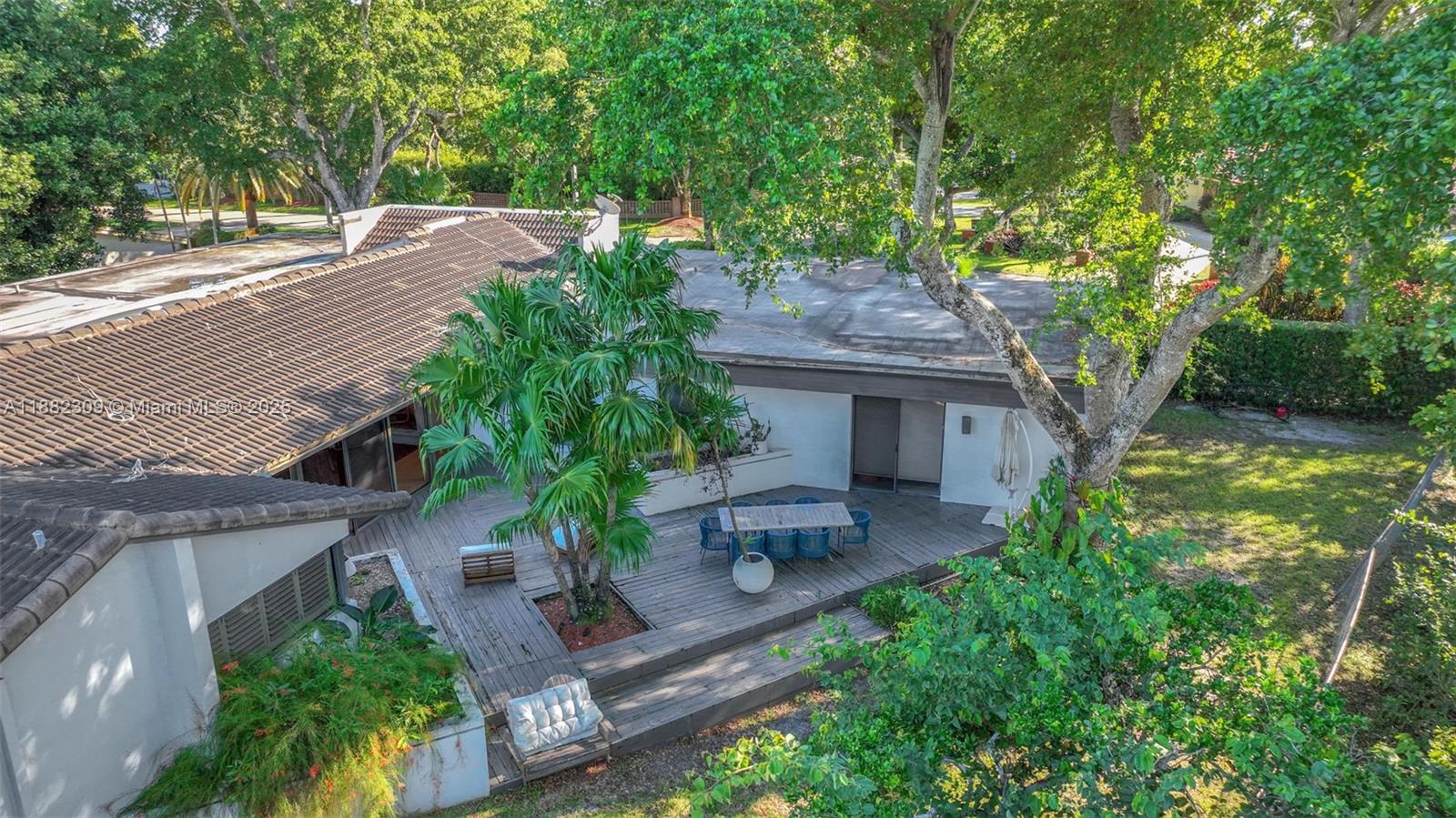 4401 Sanders St Hollywood, FL 33021