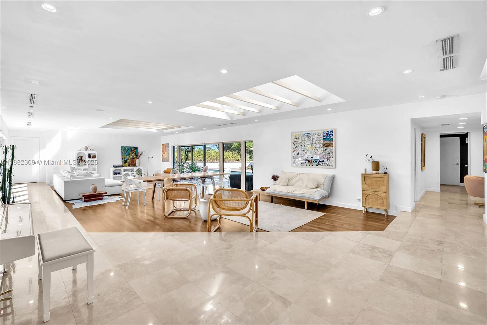 4401 Sanders St Hollywood, FL 33021