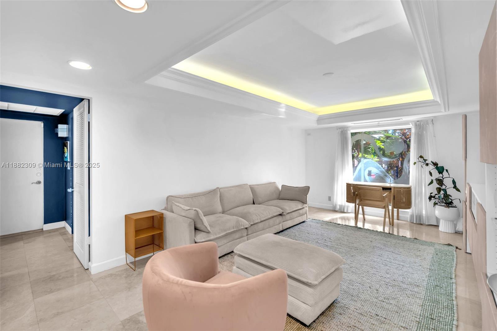 4401 Sanders St Hollywood, FL 33021