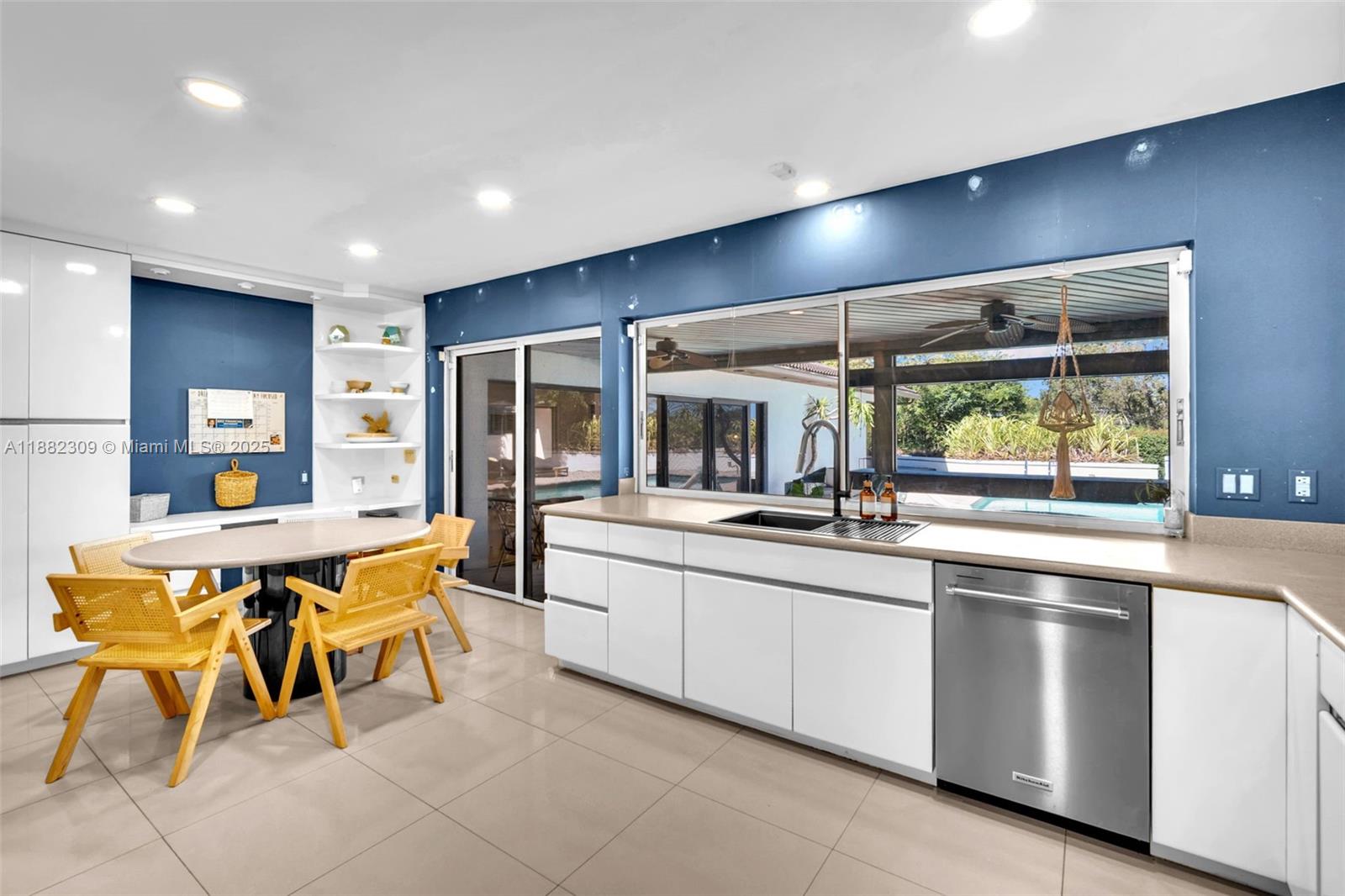 4401 Sanders St Hollywood, FL 33021