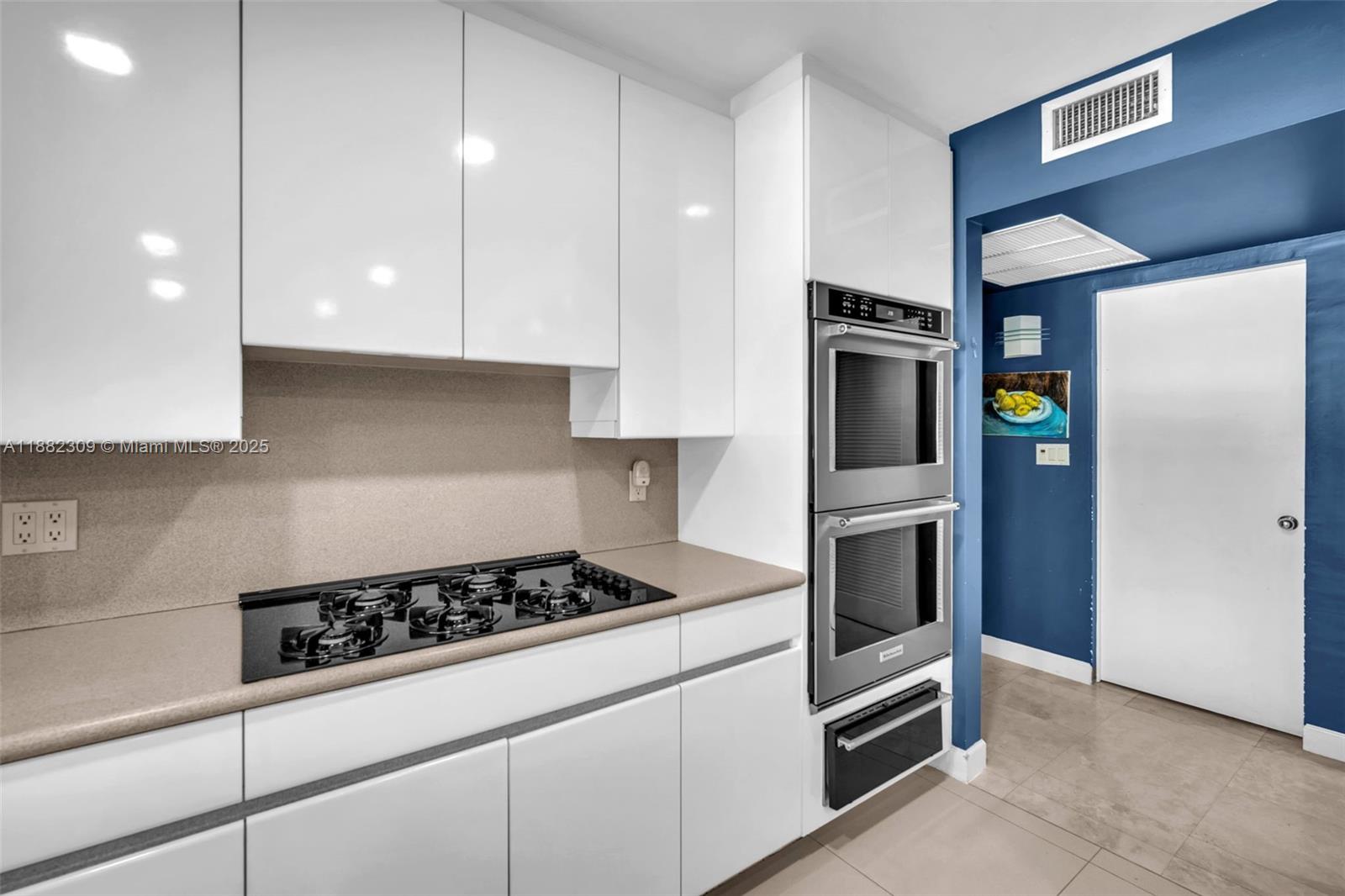 4401 Sanders St Hollywood, FL 33021