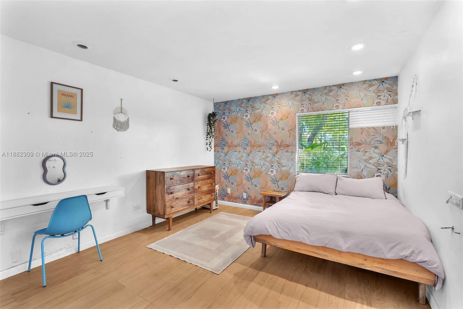 4401 Sanders St Hollywood, FL 33021