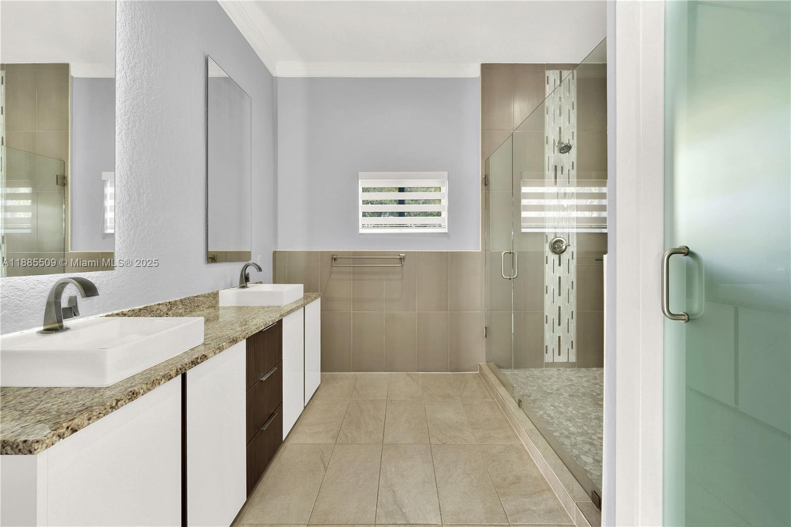 11921 SW 82nd Rd Miami, FL 33156