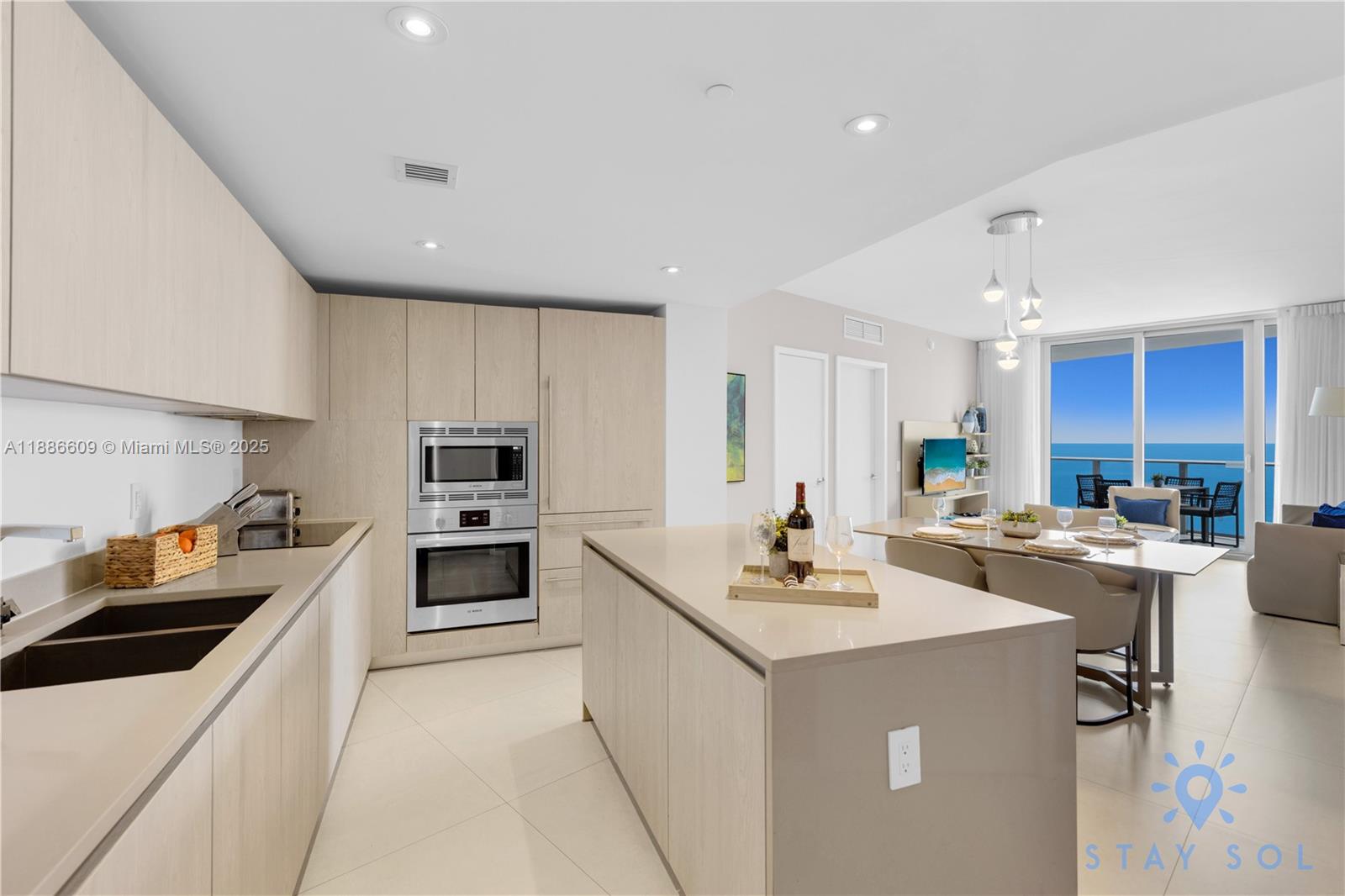 4111 S Ocean Dr #2605,Hollywood, FL 33019