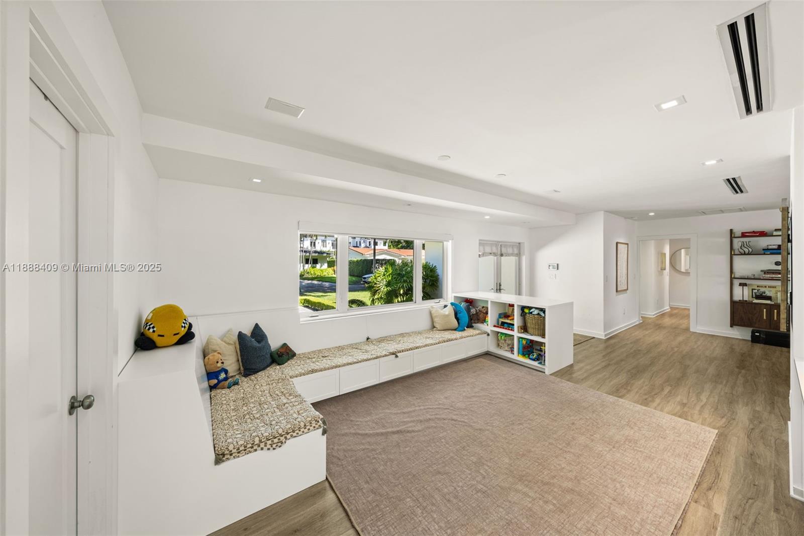 90 S Prospect Dr Coral Gables, FL 33133 90 S Prospect Dr Coral Gables, FL 33133