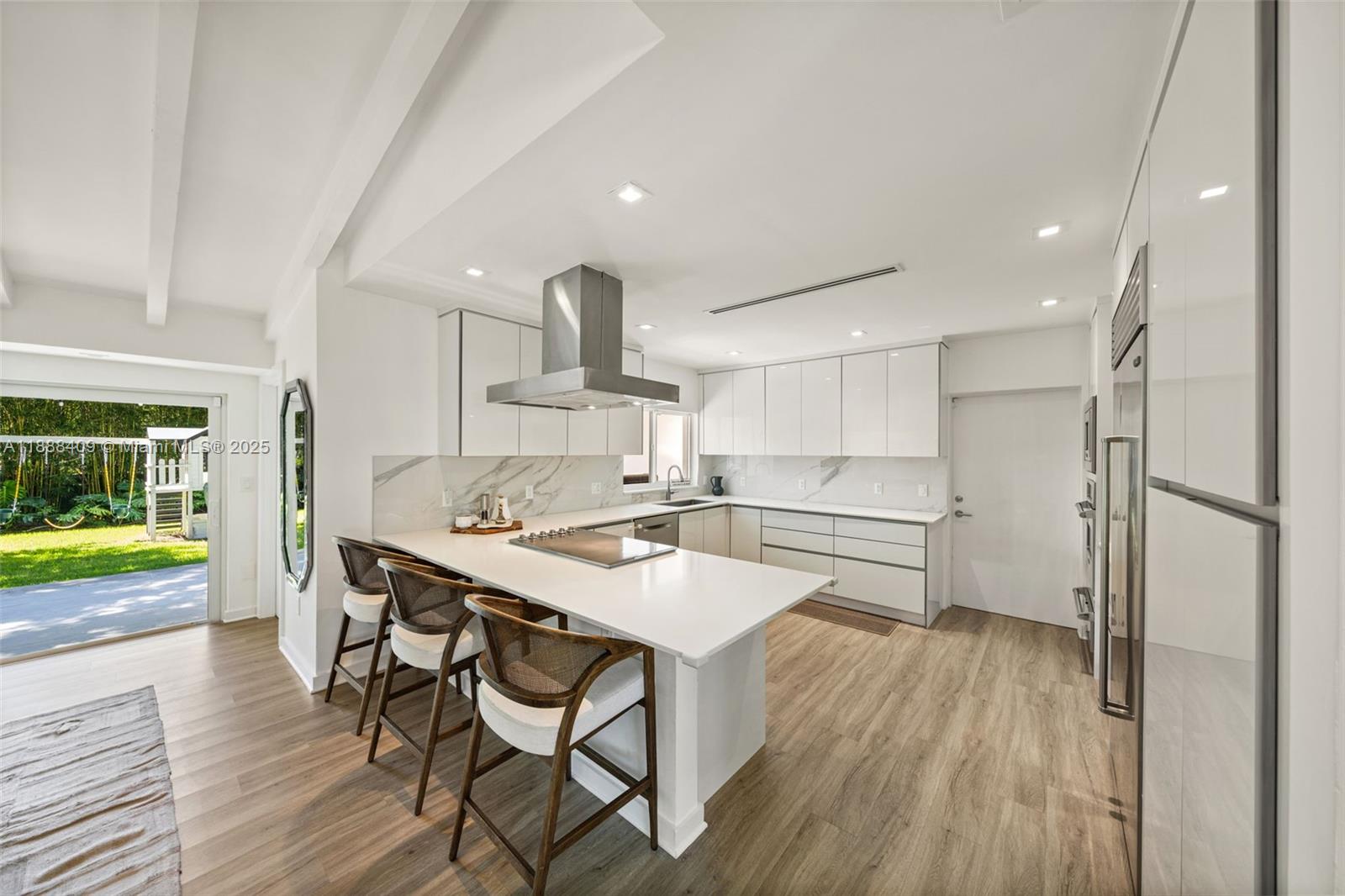 90 S Prospect Dr Coral Gables, FL 33133 90 S Prospect Dr Coral Gables, FL 33133