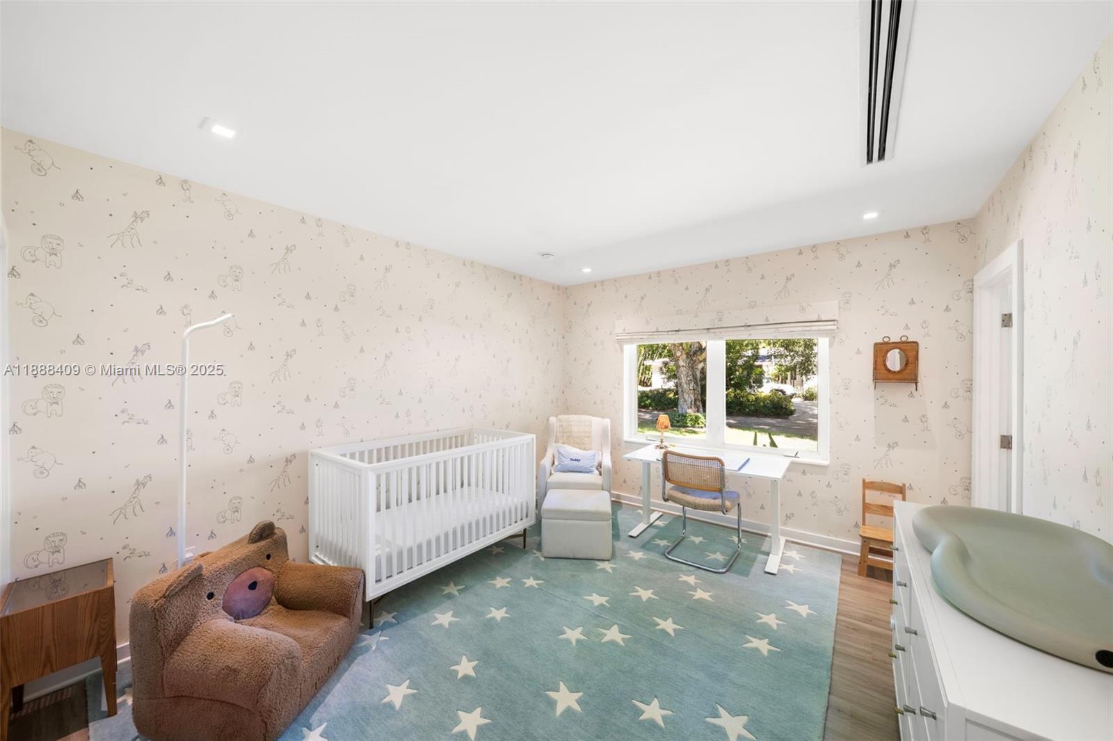 90 S Prospect Dr Coral Gables, FL 33133 90 S Prospect Dr Coral Gables, FL 33133