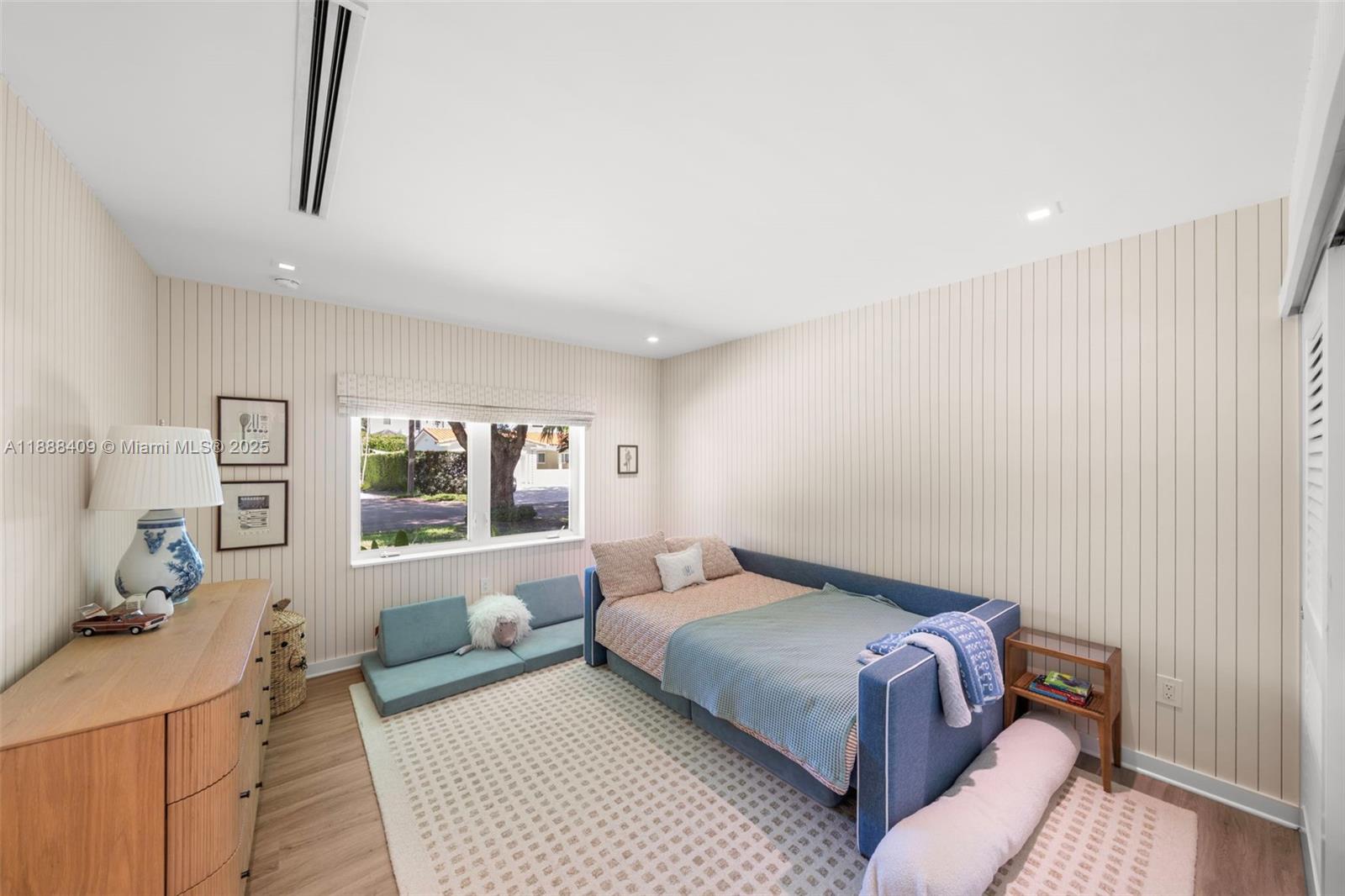 90 S Prospect Dr Coral Gables, FL 33133 90 S Prospect Dr Coral Gables, FL 33133