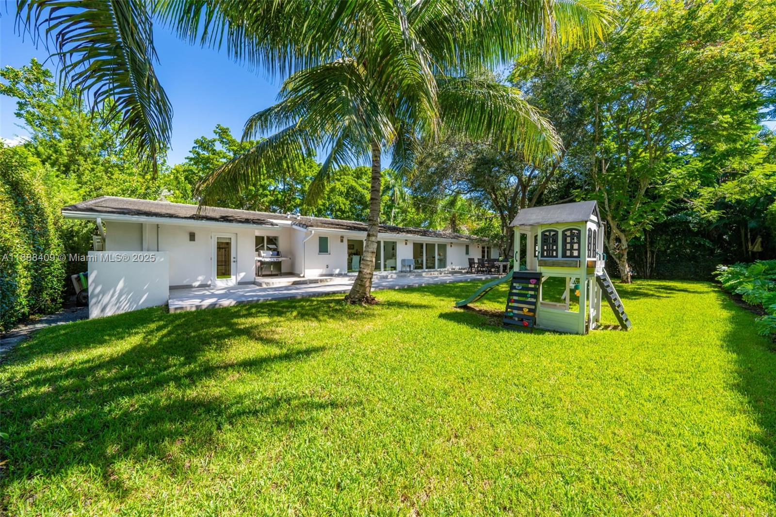 90 S Prospect Dr Coral Gables, FL 33133 90 S Prospect Dr Coral Gables, FL 33133