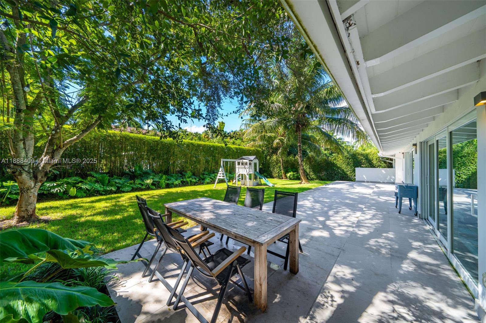 90 S Prospect Dr Coral Gables, FL 33133 90 S Prospect Dr Coral Gables, FL 33133