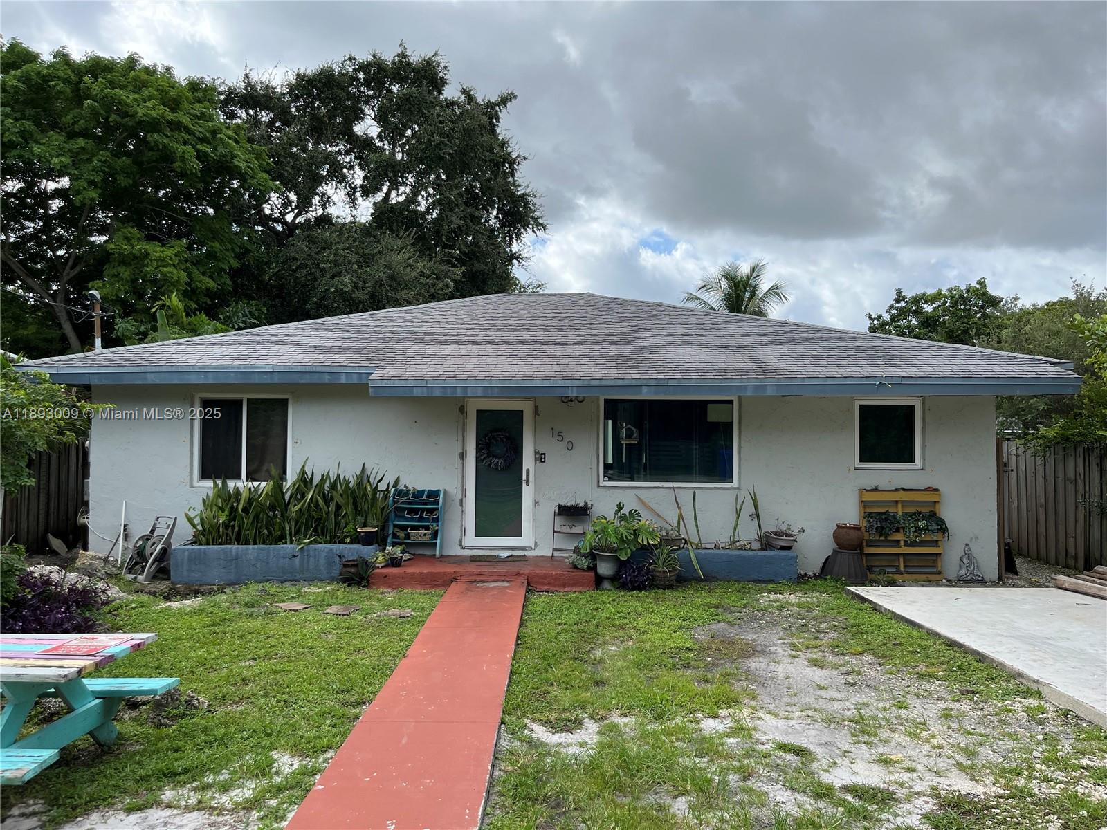 150 NW 44th St Miami, FL 33127