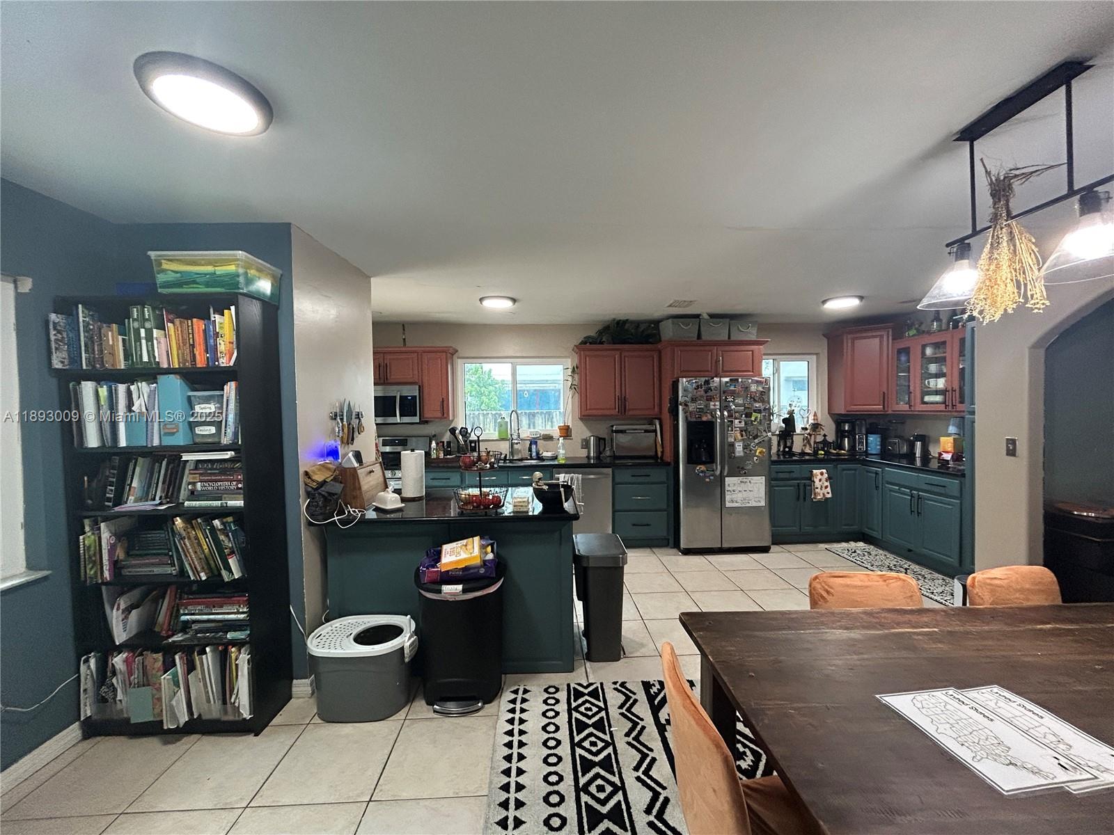 150 NW 44th St Miami, FL 33127