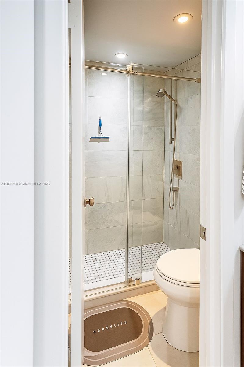 image Arlen House West6