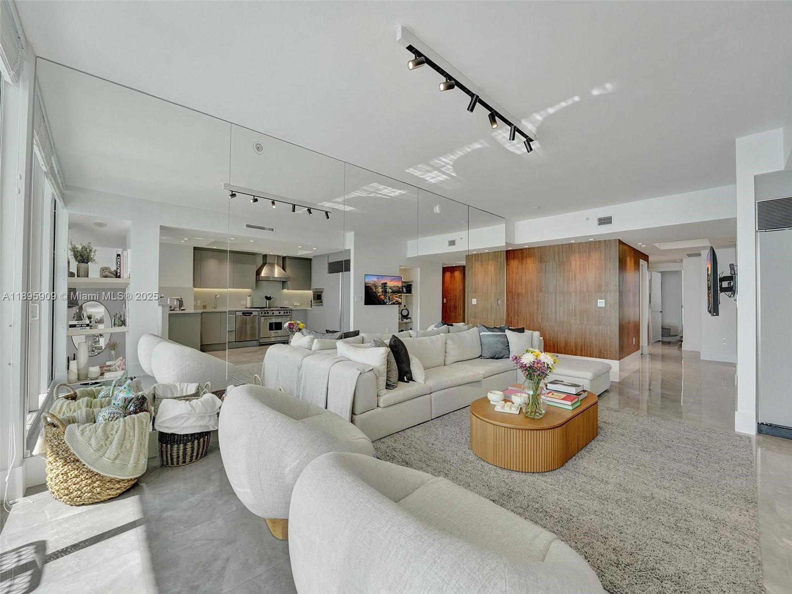 17875 Collins Ave #3902 Sunny Isles Beach, FL 33160