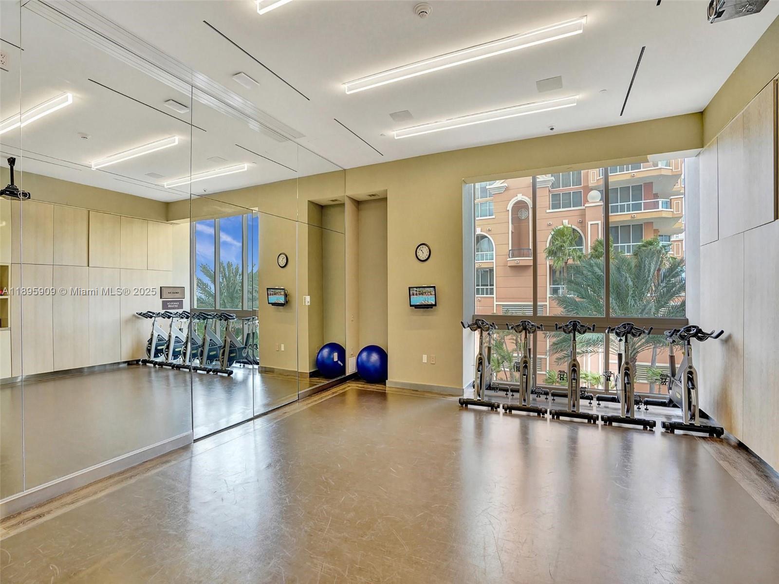 17875 Collins Ave #3902 Sunny Isles Beach, FL 33160