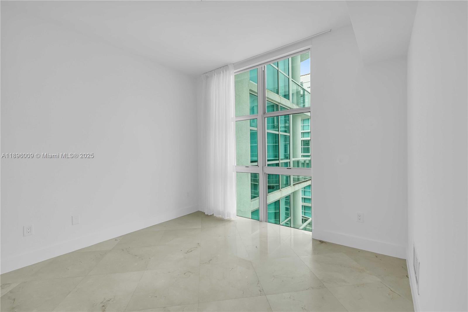image The Atrium At Aventura23