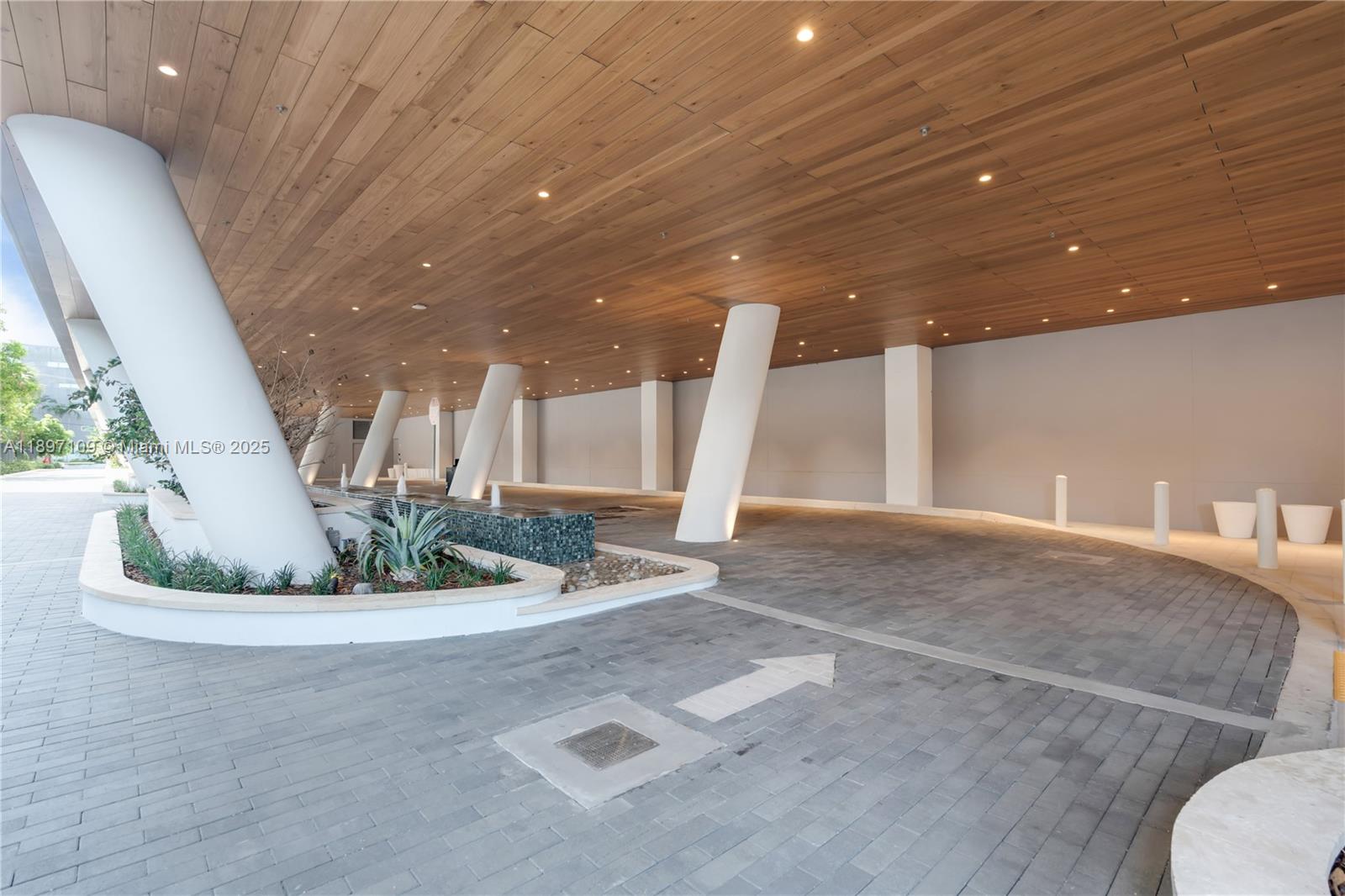 image Mr. C Residences37