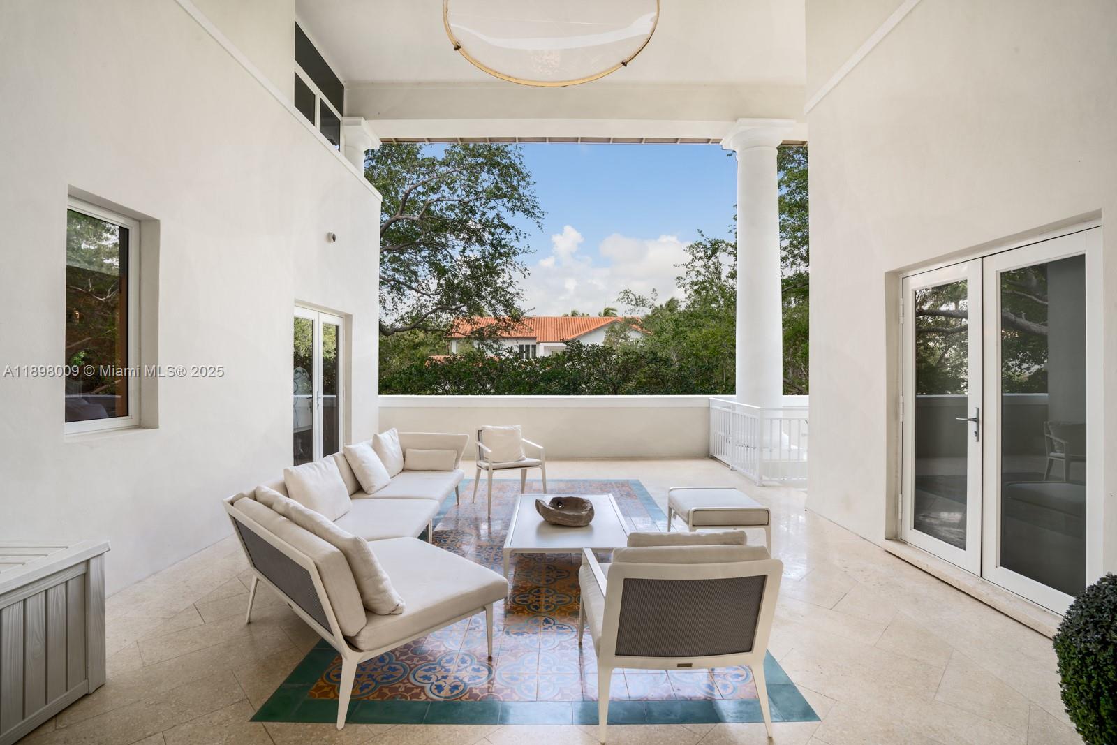 112 Paloma Dr Coral Gables, FL 33143 112 Paloma Dr Coral Gables, FL 33143